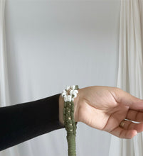 Load image into Gallery viewer, Macrame Bracelet Keychain