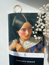 Load image into Gallery viewer, Macramé Bookmark