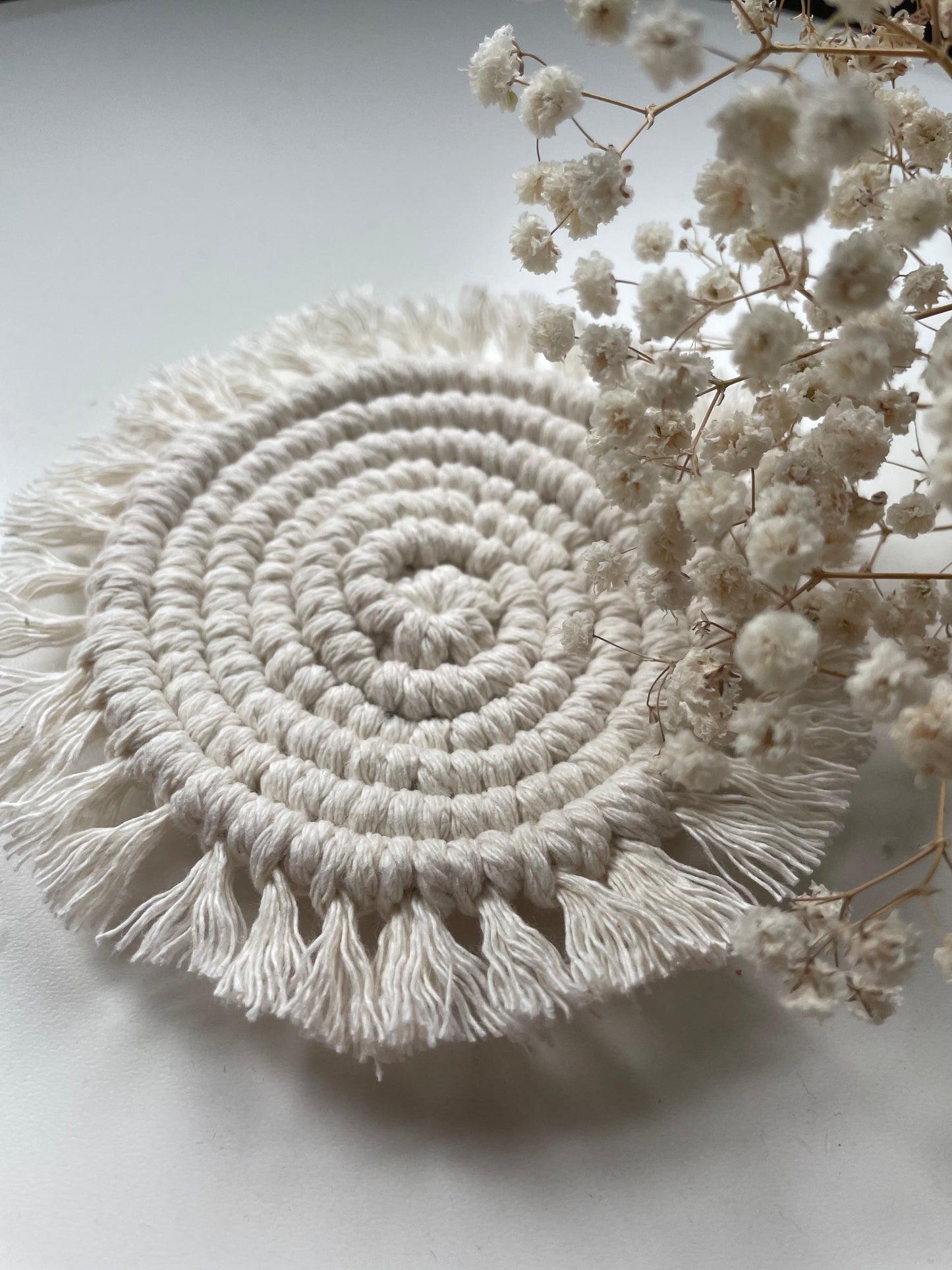 Macrame round coaster