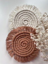 Load image into Gallery viewer, Macrame round coaster
