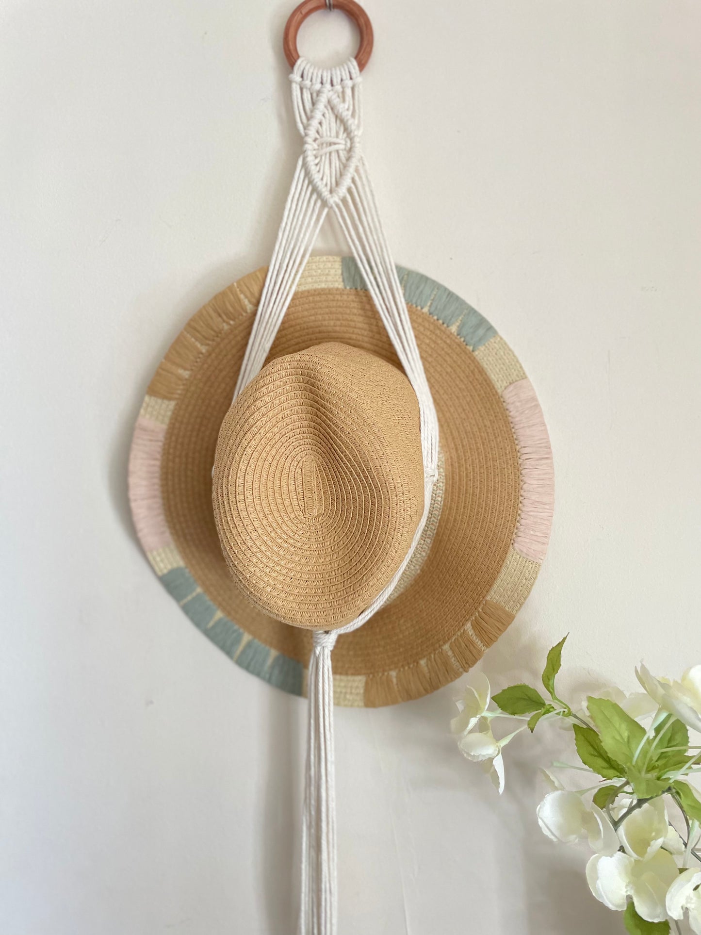 Macrame Summer Hats Wall Hanging Organiser