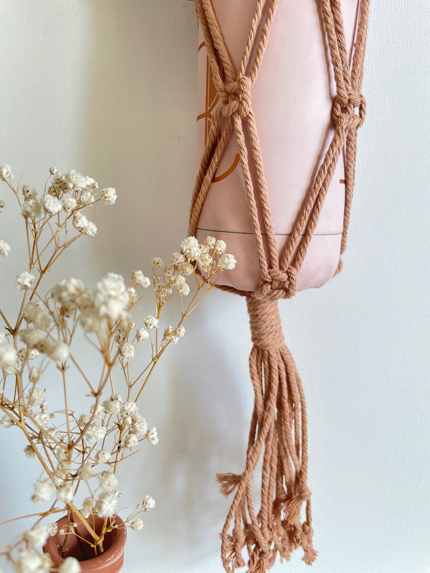 Macrame bottle carrier bag